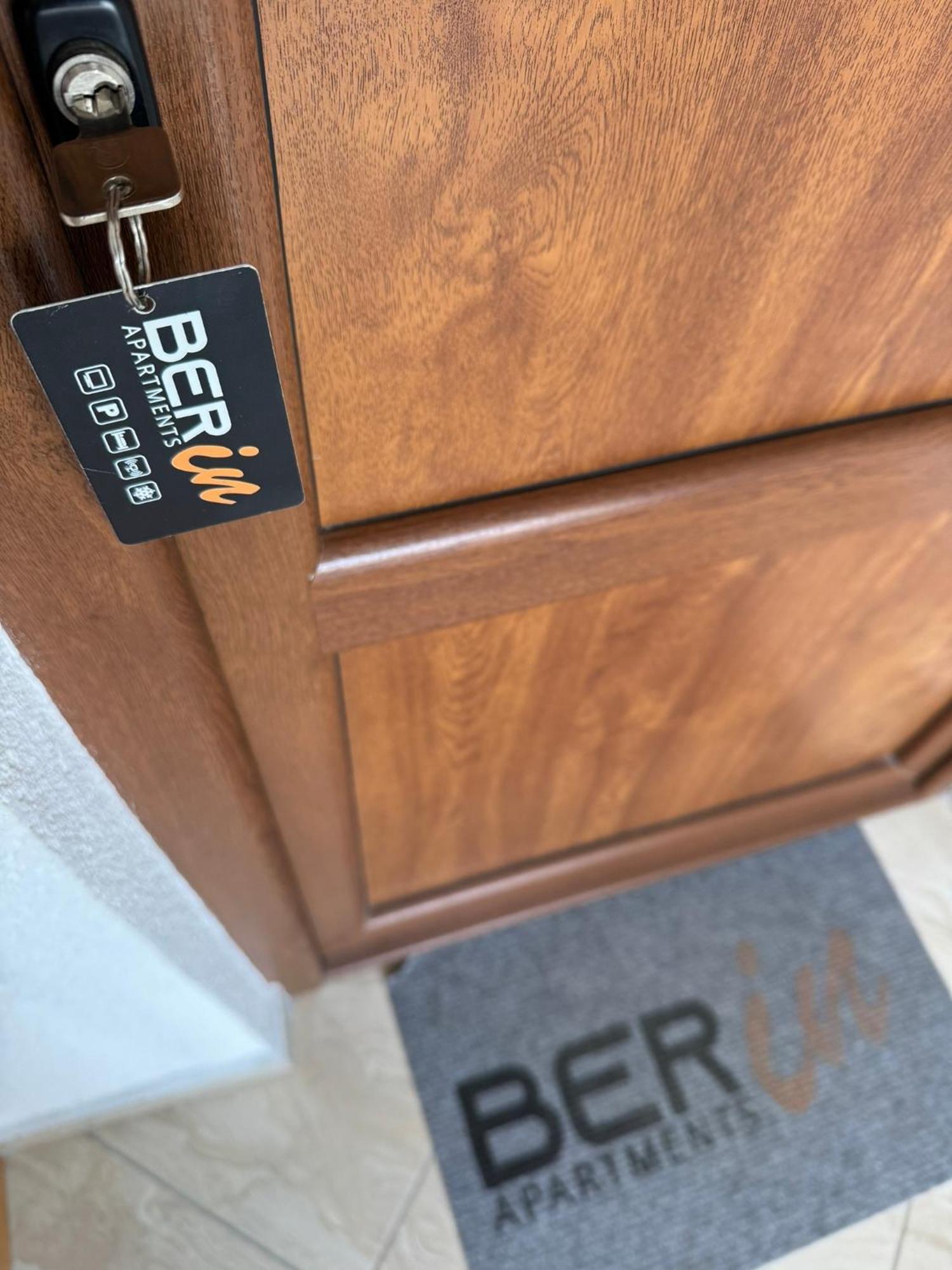 Berin Apartments Улцинь Экстерьер фото