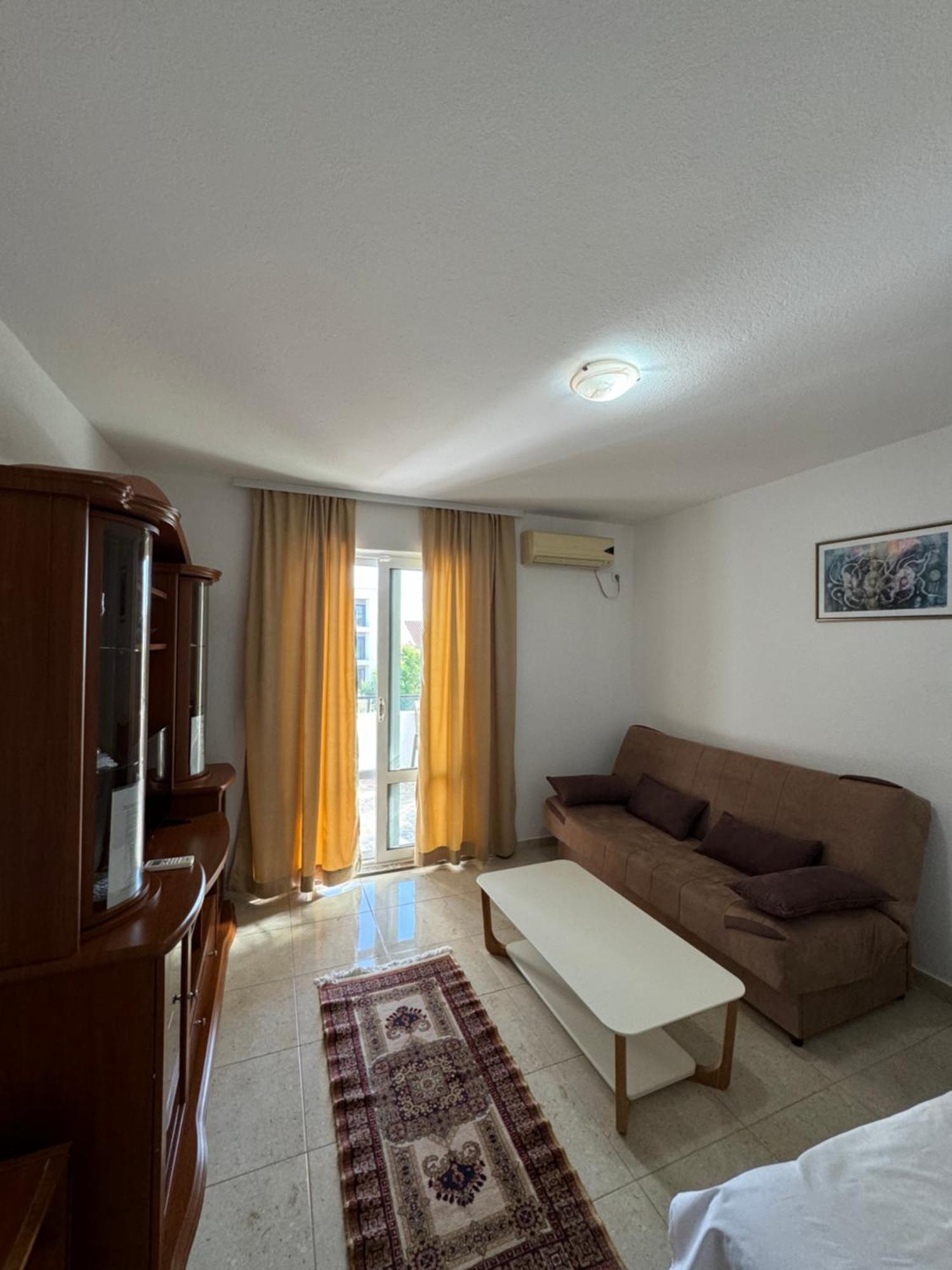 Berin Apartments Улцинь Экстерьер фото